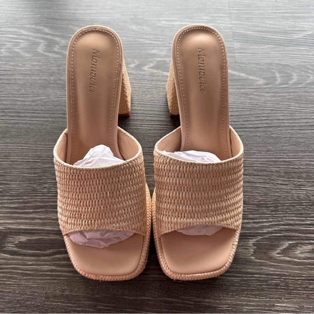 NEW Raffia Platform Sandal in Beige - Size 8.5 - Picture 8 of 11